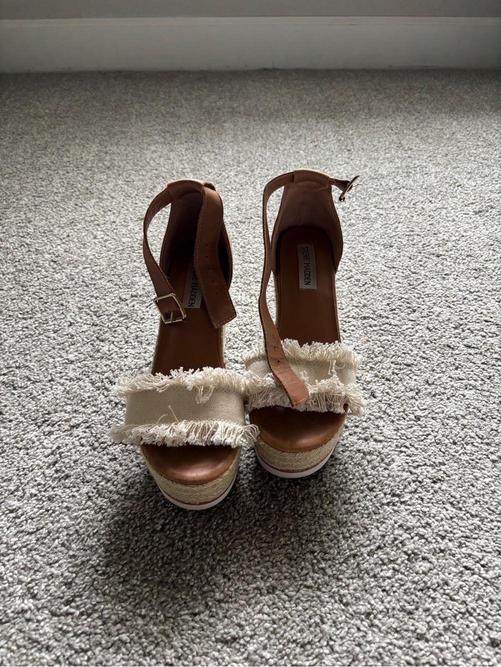 Steve Madden Tan & Cream Fringed Platform Wedges